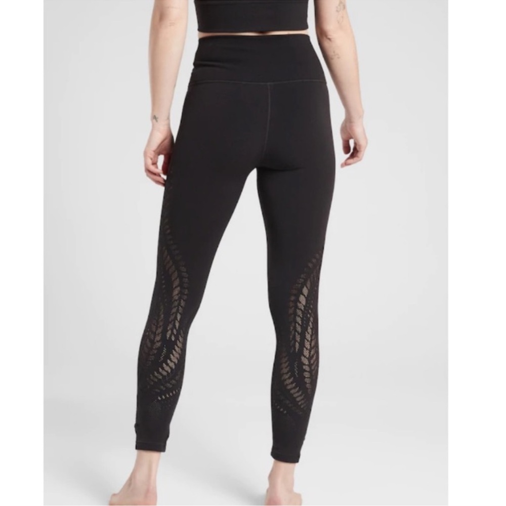 Athleta Warp Knit 7/8 Tight Black Leggings - Picture 6 of 6